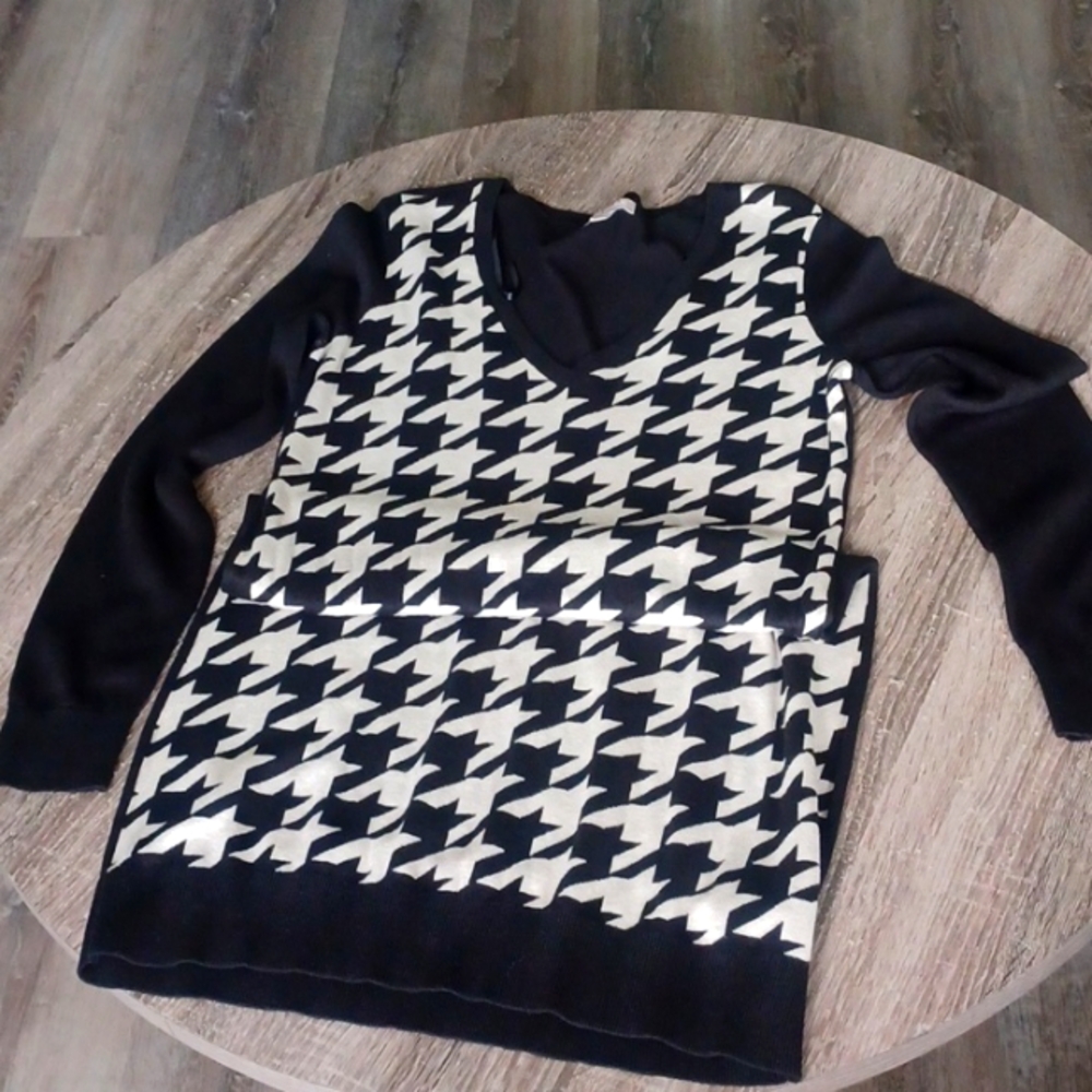 Banana 🍌 Republic V Neck Sweater dress